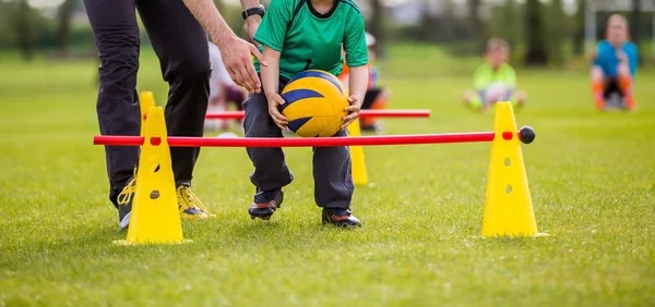 扑克里的隐形成本你算过吗（打牌的隐形代价，你算清了吗？）